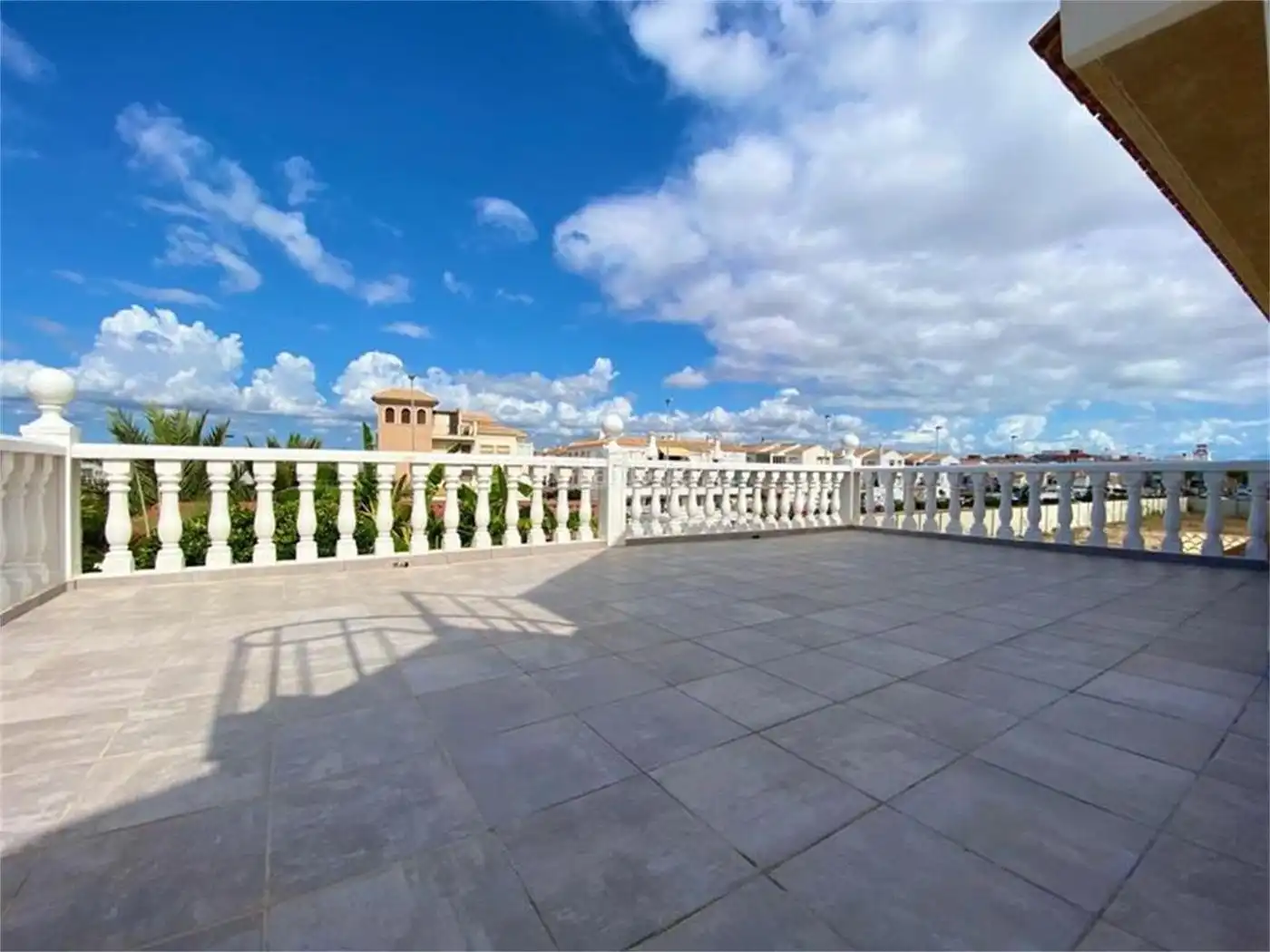 House with garden for sale in Calle Mar Jónico 2, imagen 16