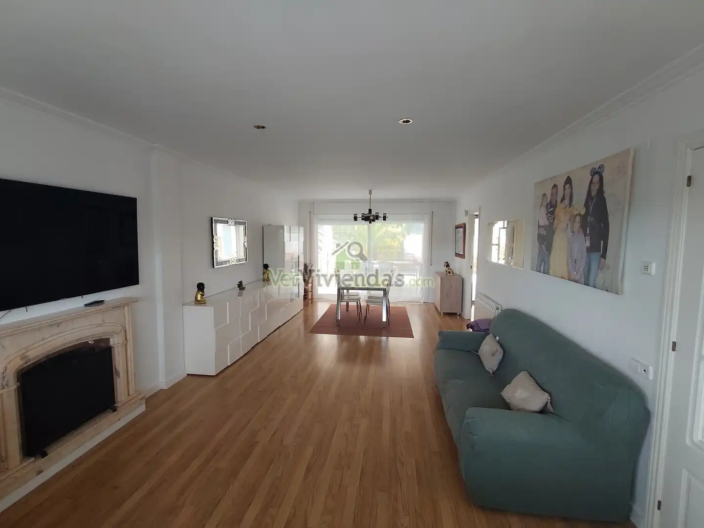 Sala de estar de Casa o chalet en venta en Begues con Calefacción, Jardín privado y Parquet