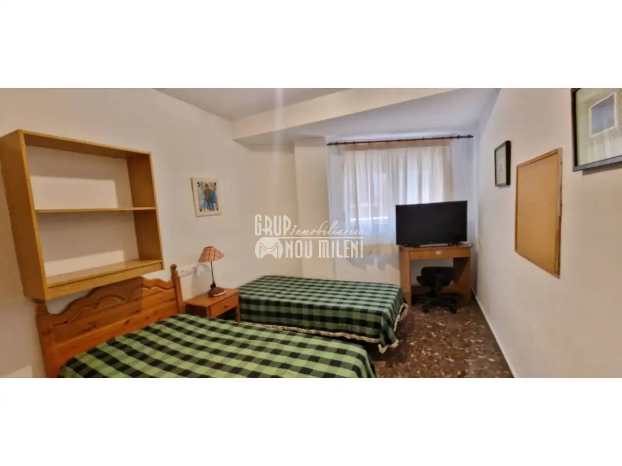Habitación de Piso en venta en Burjassot con Amueblado y Balcón