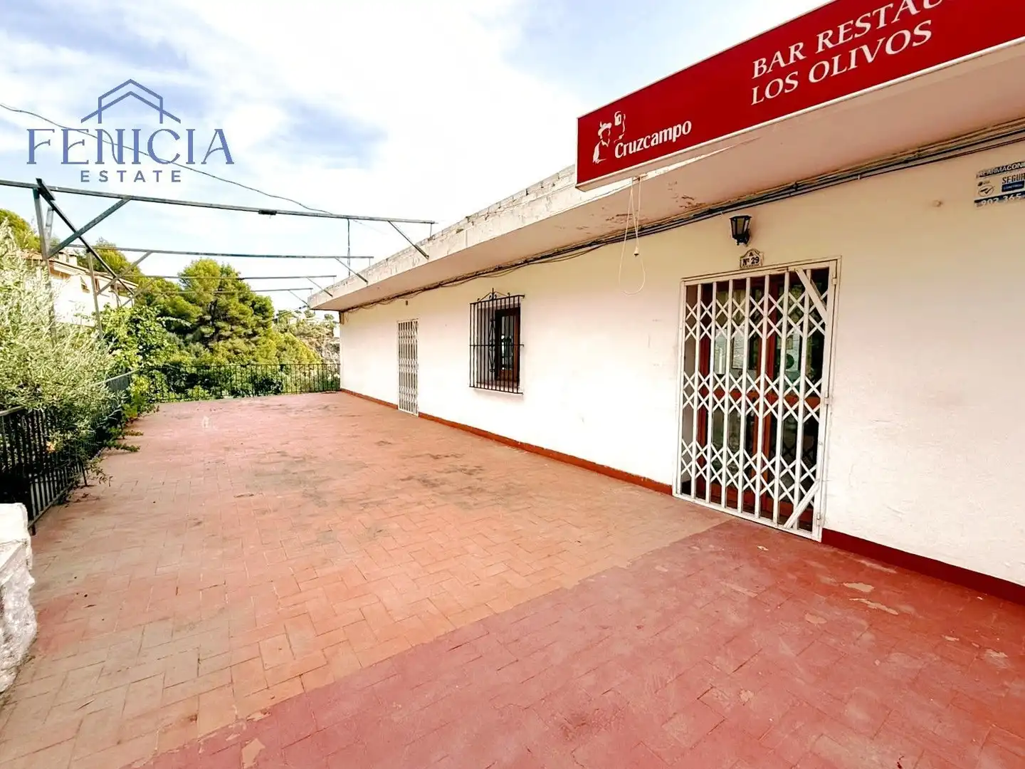 Vista exterior de Edificio en venta en Lentegí