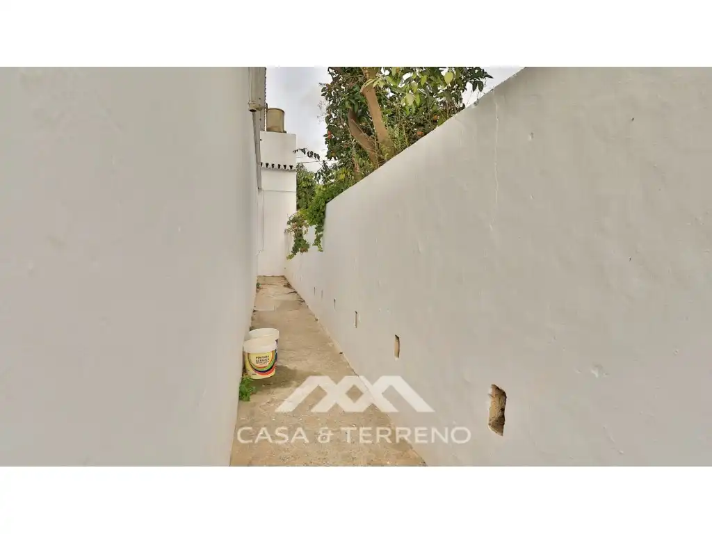 Vista exterior de Casa o xalet en venda en Árchez amb Terrassa, Piscina i Moblat