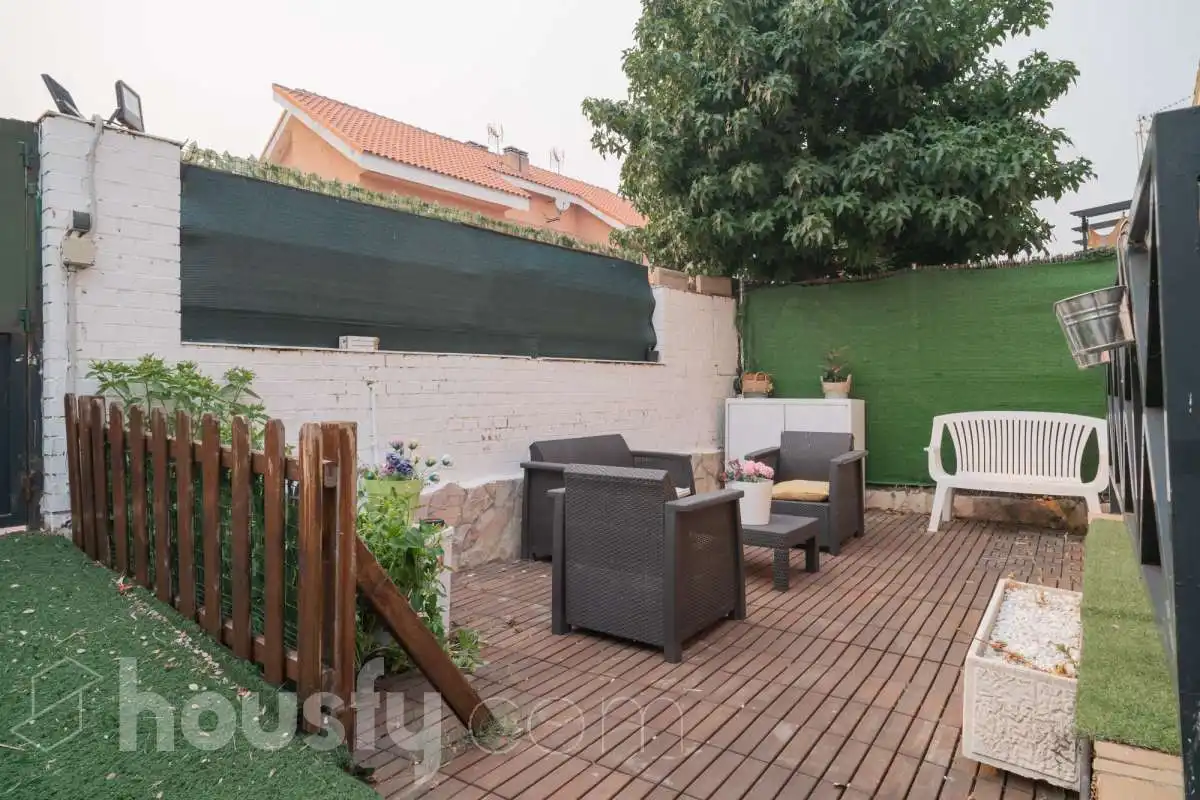 Casa o xalet en venda a Calle Rio sil, Miraflores de la Sierra