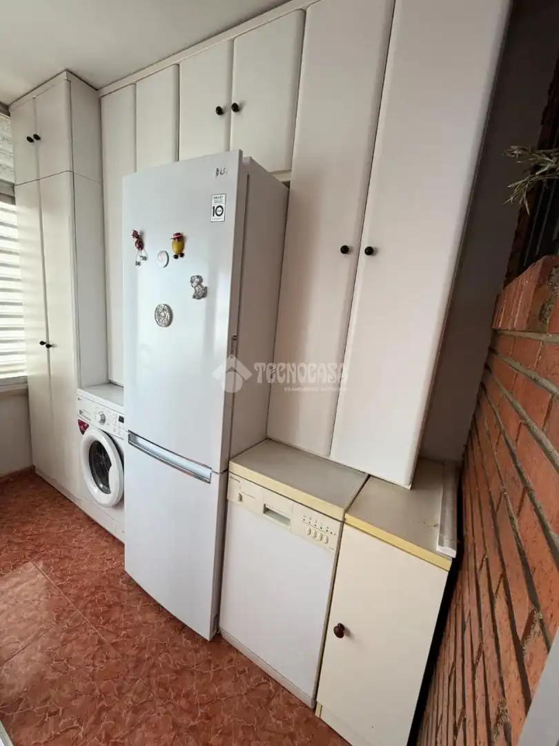 Kitchen of Flat for sale in Fuenlabrada  with Air Conditioner, Heating and Terrace
