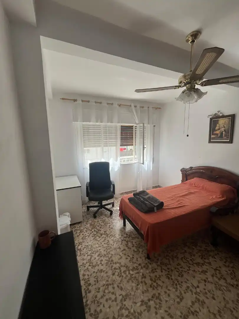 Habitación de Piso en venta en Málaga con Terraza y Amueblado