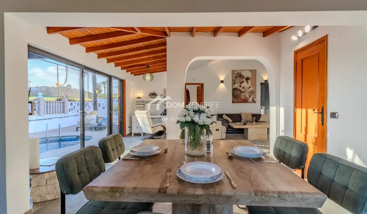 Comedor de Casa o chalet en venta en San Miguel de Abona con Jardín privado, Terraza y Trastero