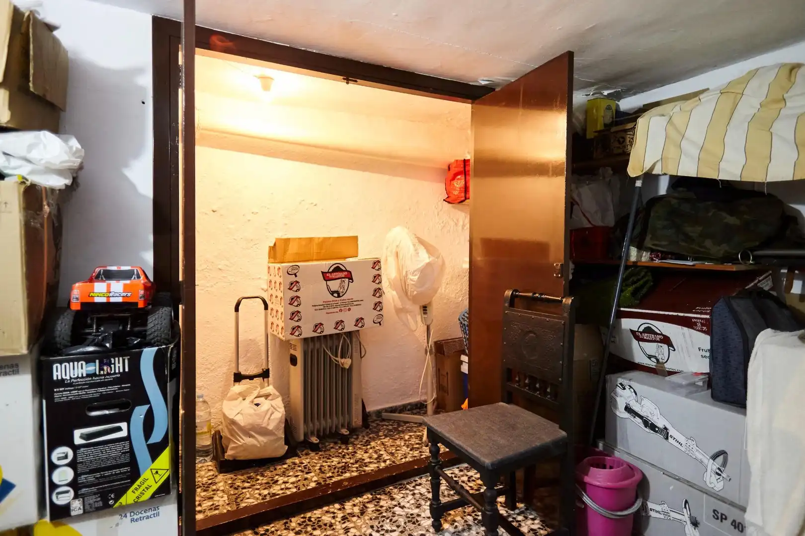 Houses for sale in Martos  with Air Conditioner, Heating and Furnished