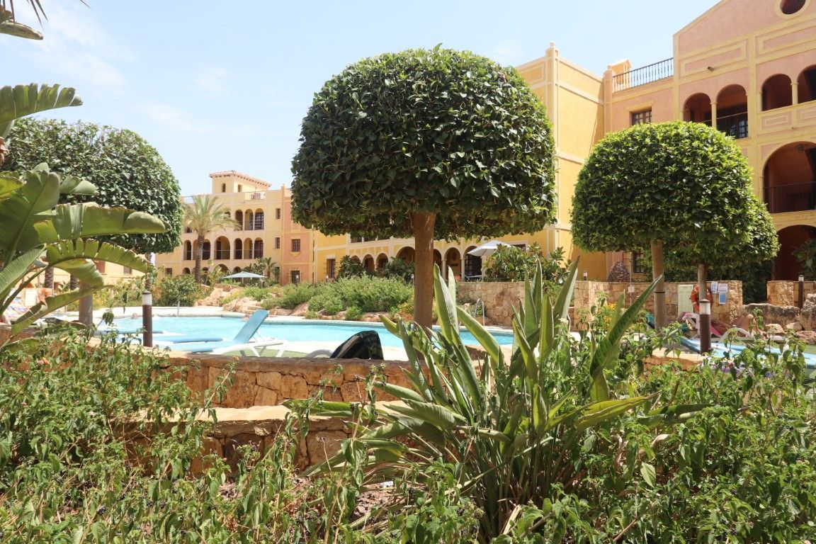 Piscina de Apartament en venda en Cuevas del Almanzora amb Aire condicionat, Calefacció i Balcó