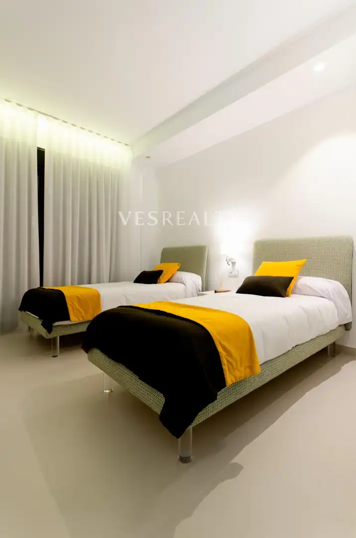 Chalet con terraza en venta en Calle Juan Marsé, imagen 28