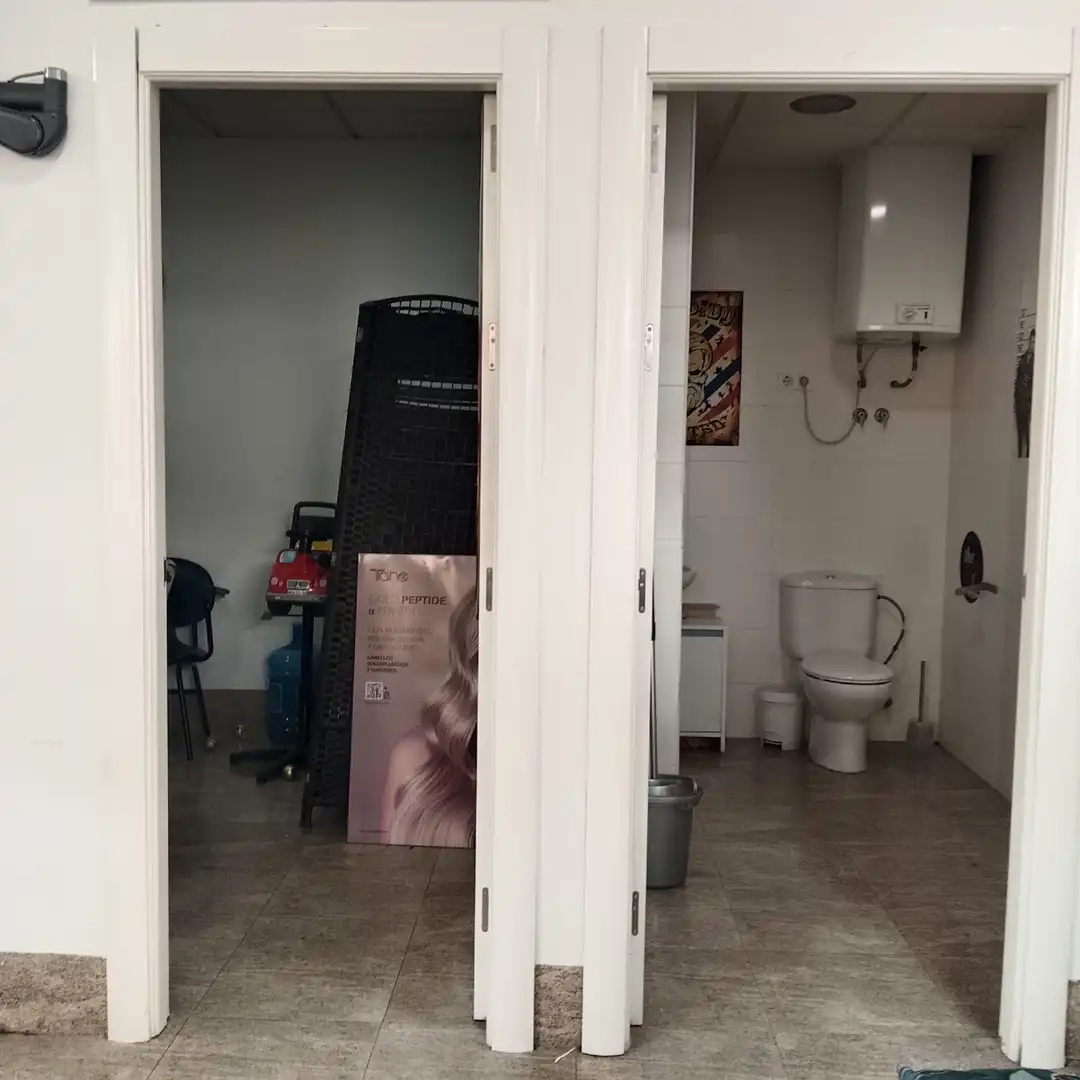 Local de lloguer en Las Gabias amb Aire condicionat