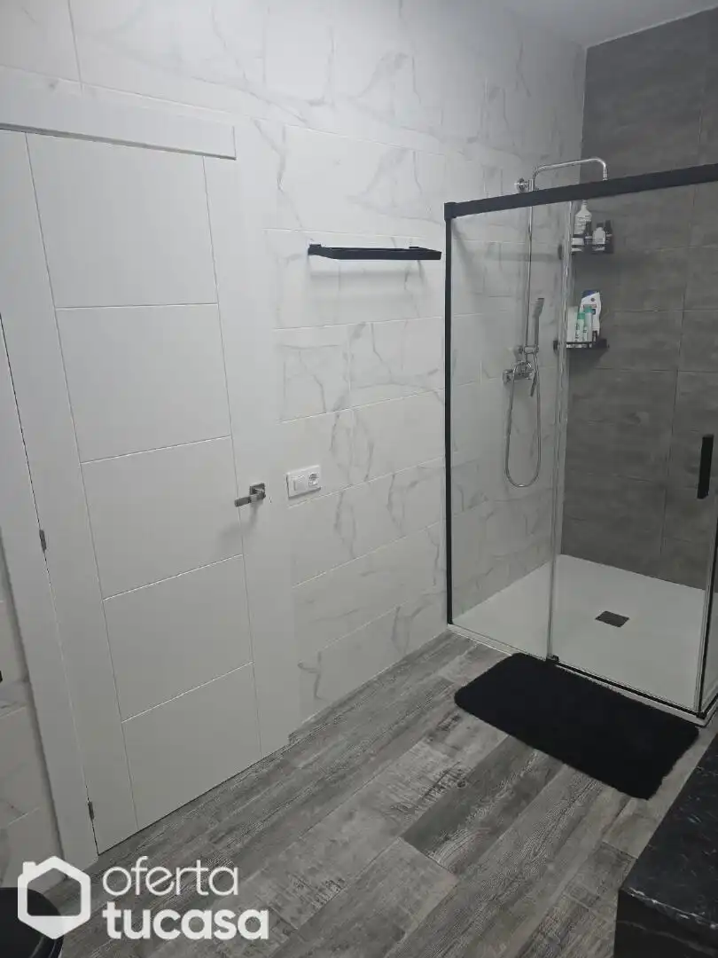Baño de Piso en venta en Turre con Aire acondicionado, Calefacción y Jardín privado
