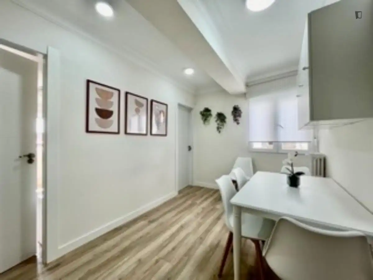 Habitación en Barrio del Ave