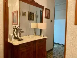 Flat for sale in Valencia  with Air Conditioner, Furnished and Oven
