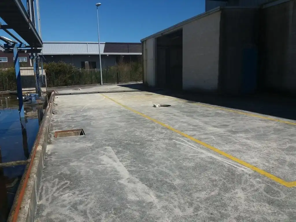 Nave industrial in vendita a Rúa Acebedo, imagen 4
