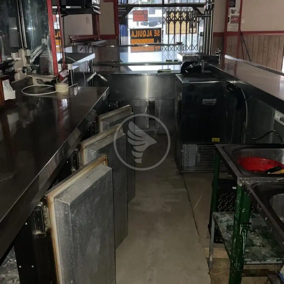 Local en venta en Linares con Aire acondicionado