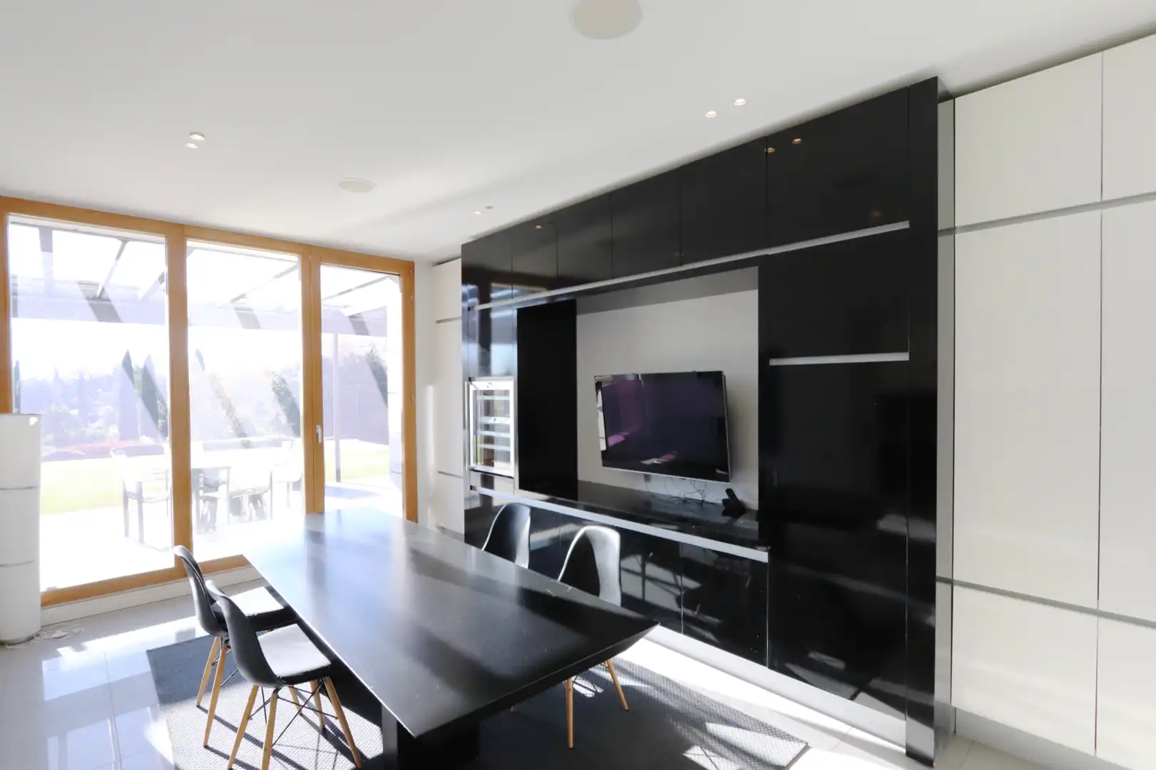 Living room of Houses for rent in Pozuelo de Alarcón  with Air Conditioner, Heating and Private garden