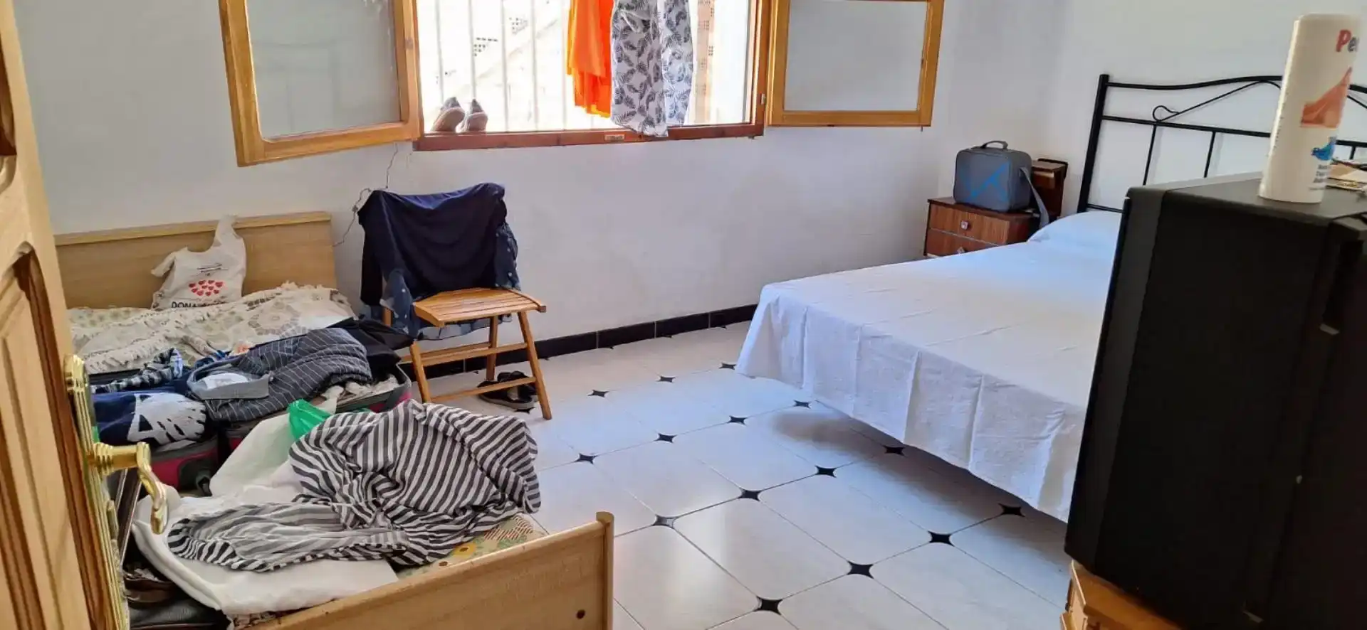 Habitación de Piso en venta en Fuente-Tójar con Jardín privado, Trastero y Amueblado