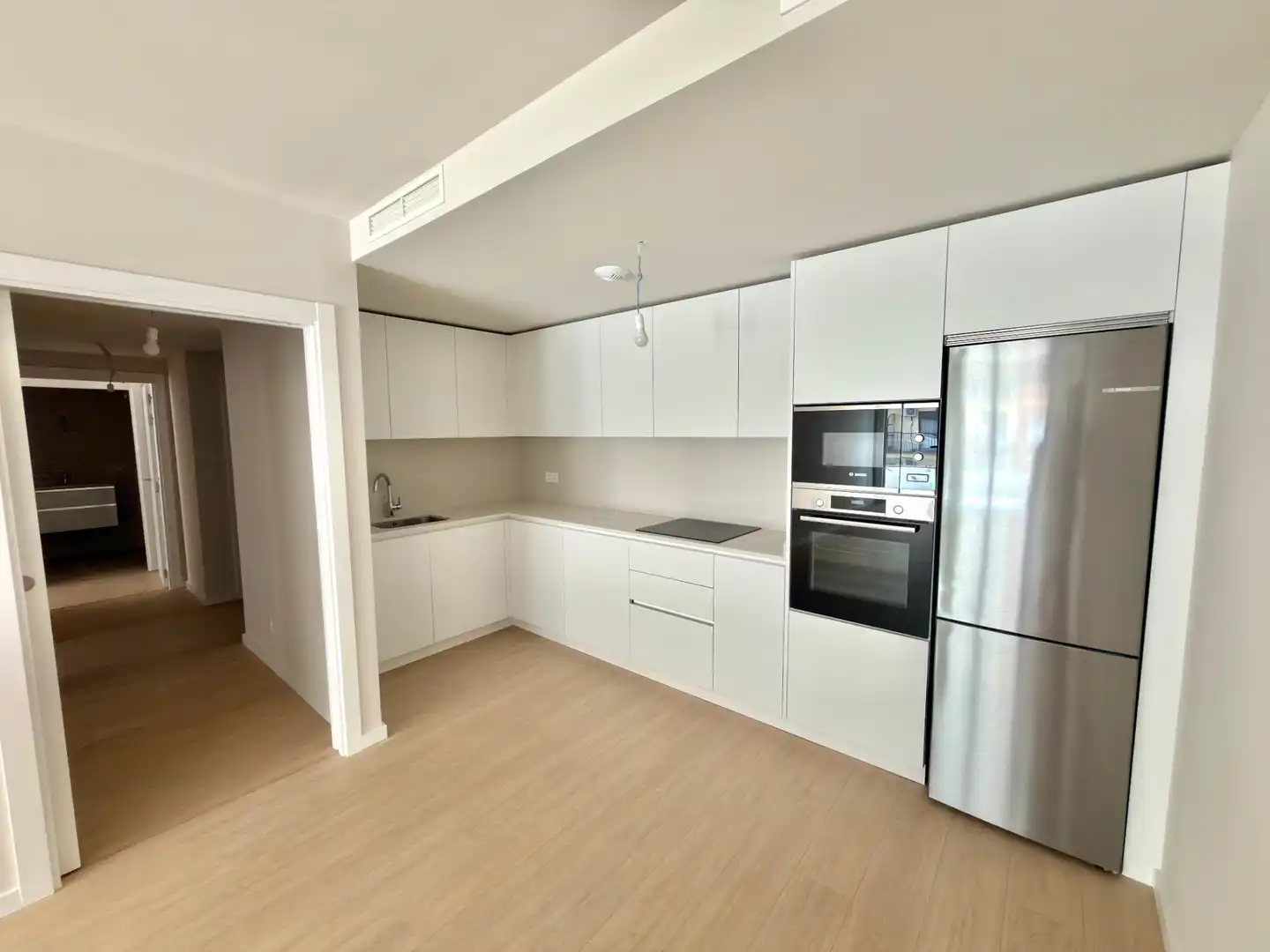 Kitchen of Flat for sale in Valencia  with Air Conditioner, Parquet flooring and Terrace