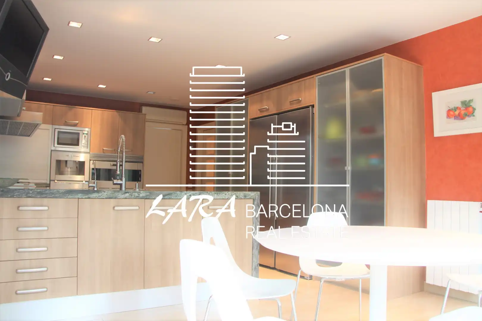 Cocina de Casa o chalet en venta en Viladecans con Aire acondicionado, Calefacción y Jardín privado