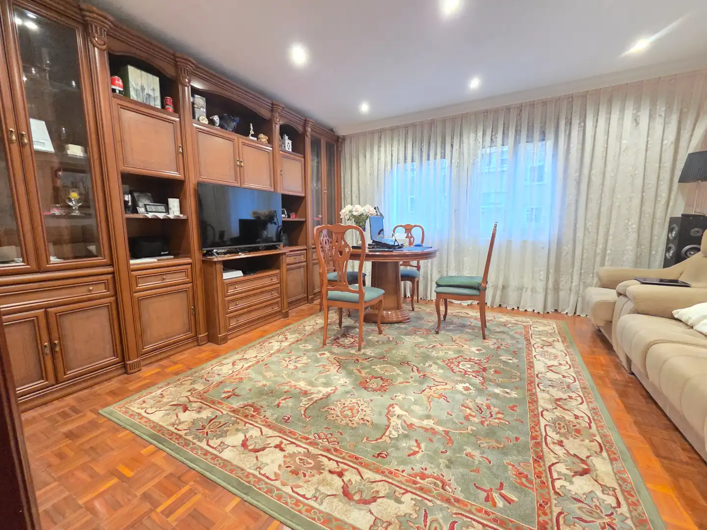 Sala de estar de Piso en venta en Begoña - Santutxu