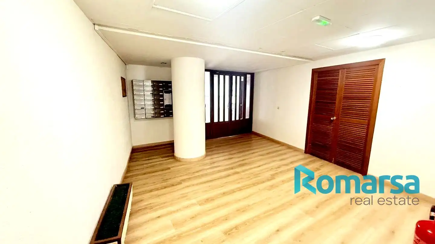 Piso en venta en Ávila con Calefacción, Parquet y Amueblado