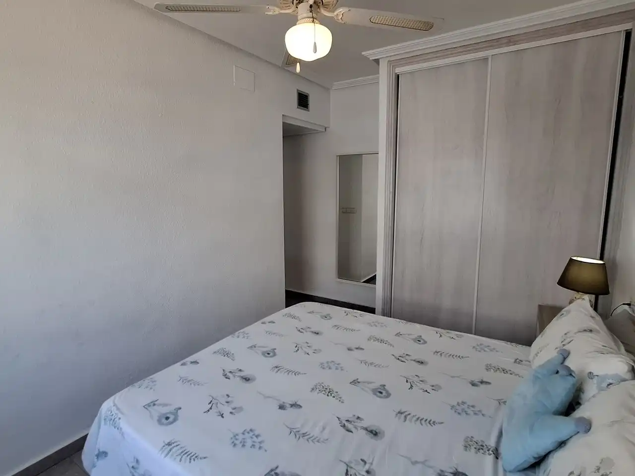 Dormitori de Apartament en venda en Mojácar amb Aire condicionat, Terrassa i Piscina