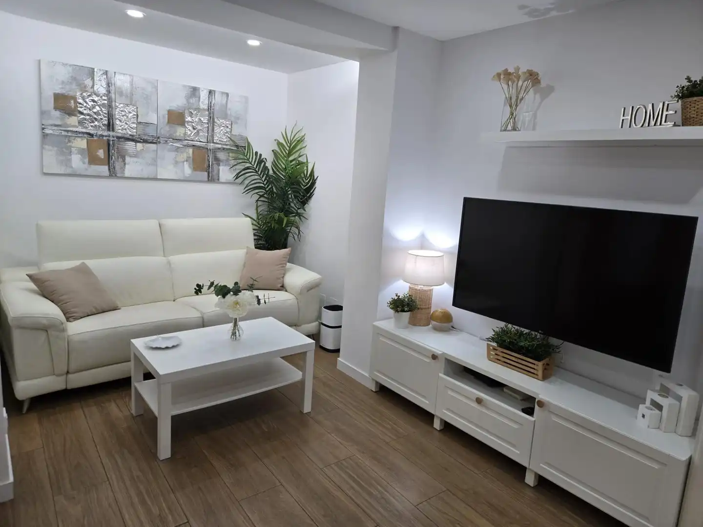Sala de estar de Casa o chalet en venta en Villalbilla con Calefacción, Amueblado y Balcón