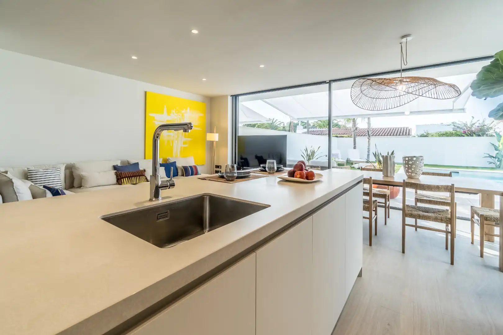 Cocina de Casa adosada de alquiler en Cambrils con Aire acondicionado, Calefacción y Jardín privado
