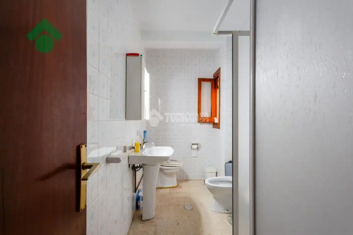 Baño de Piso en venta en Almuñécar con Balcón