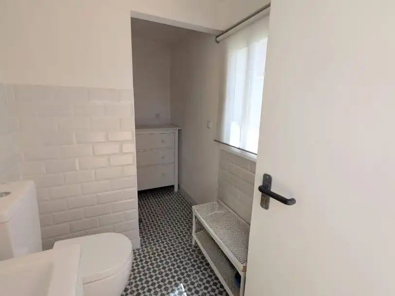 Bany de Casa o xalet en venda en Espartinas amb Aire condicionat, Terrassa i Piscina
