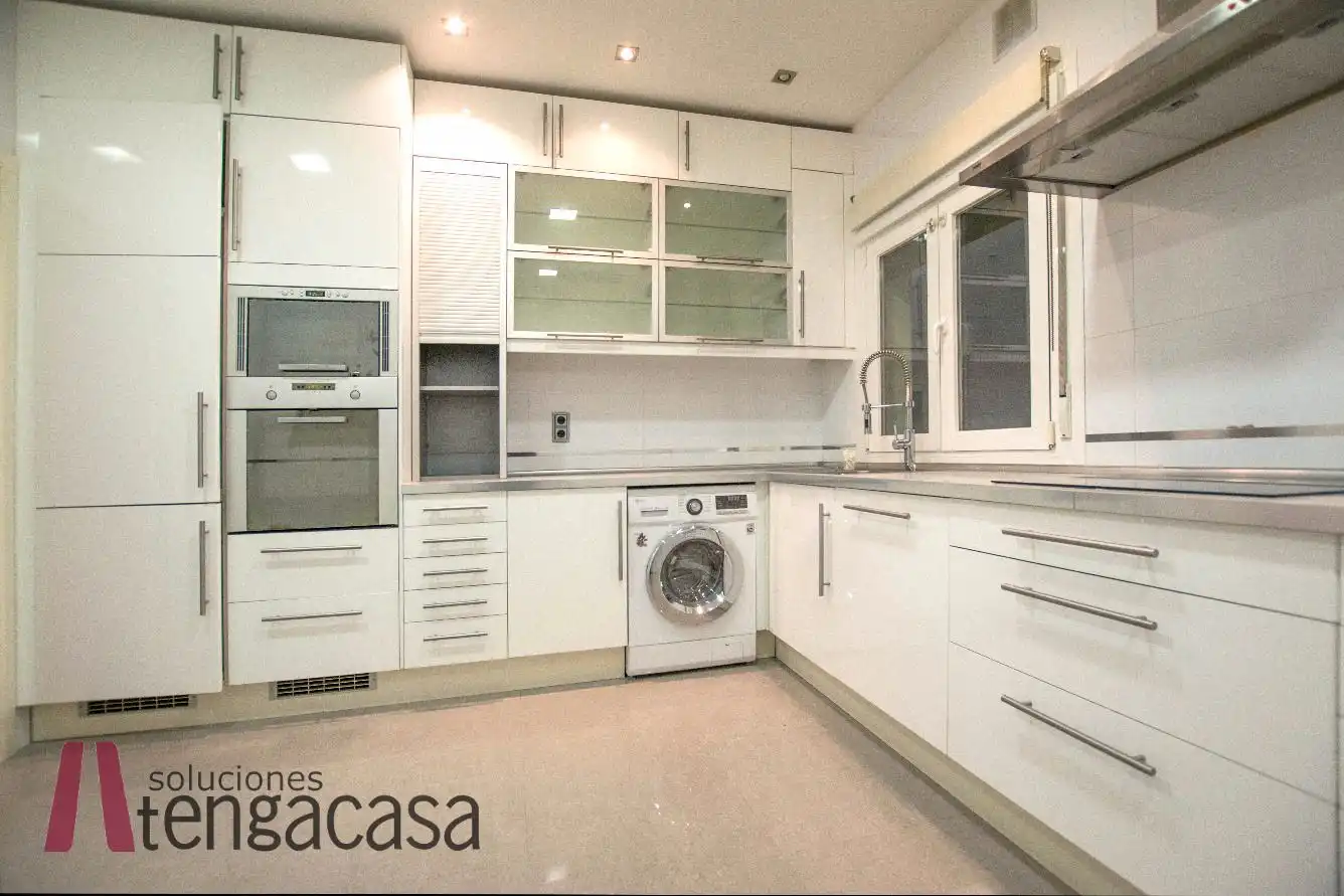 Flat for rent in Calle de Blasco de Garay, 100, Vallehermoso