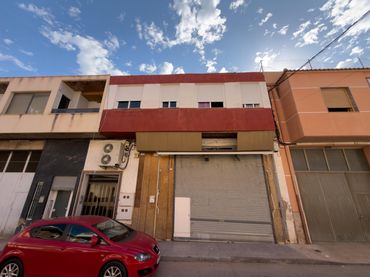 Residential for sale in Calle DR RODRIGUEZ DE LA FUENTE