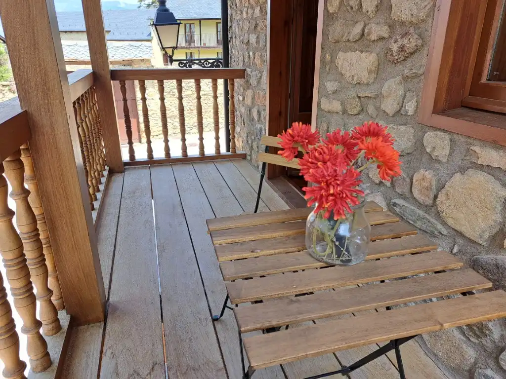 Houses for rent in Carrer Mossèn Cinto Verdaguer, 5, Das