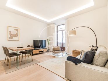 Appartamento con balcone in affitto a Plazuela de San Ginés