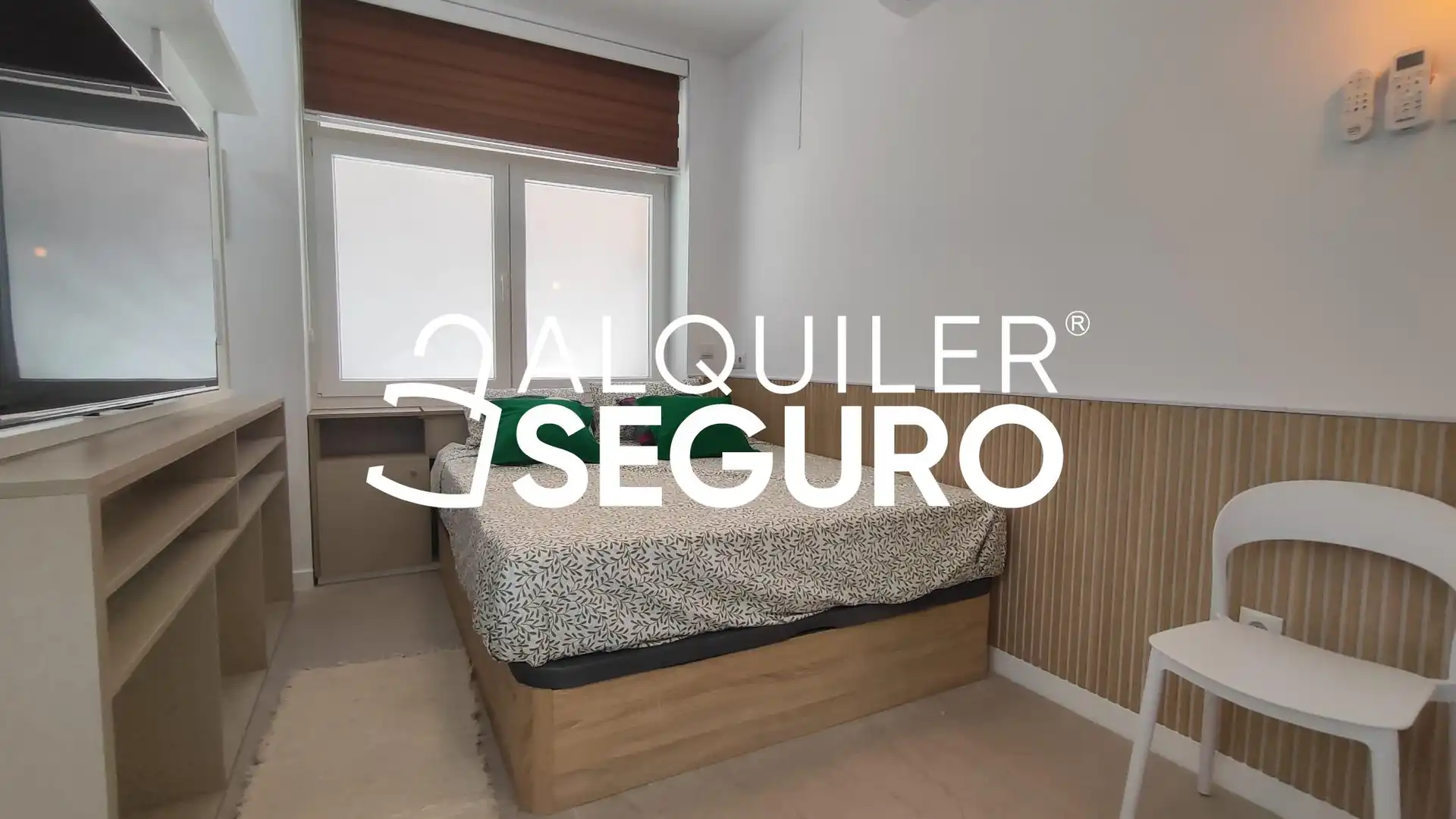 Habitación de Estudio de alquiler en Alfafar con Aire acondicionado, Calefacción y Amueblado