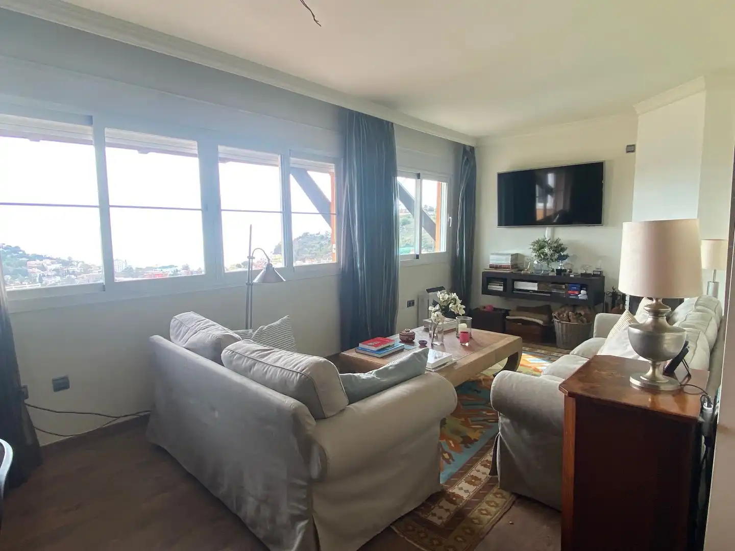 Houses for sale in Calle Sierra de Yeguas, Limonar