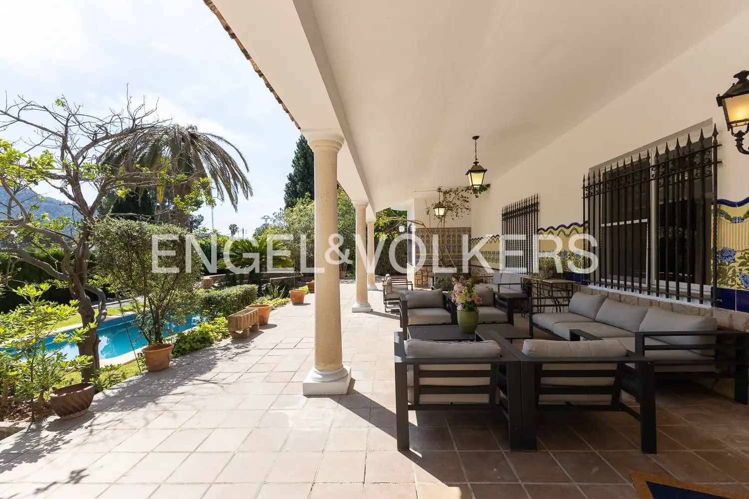 Terrassa de Casa o xalet en venda en Náquera amb Calefacció, Jardí privat i Terrassa
