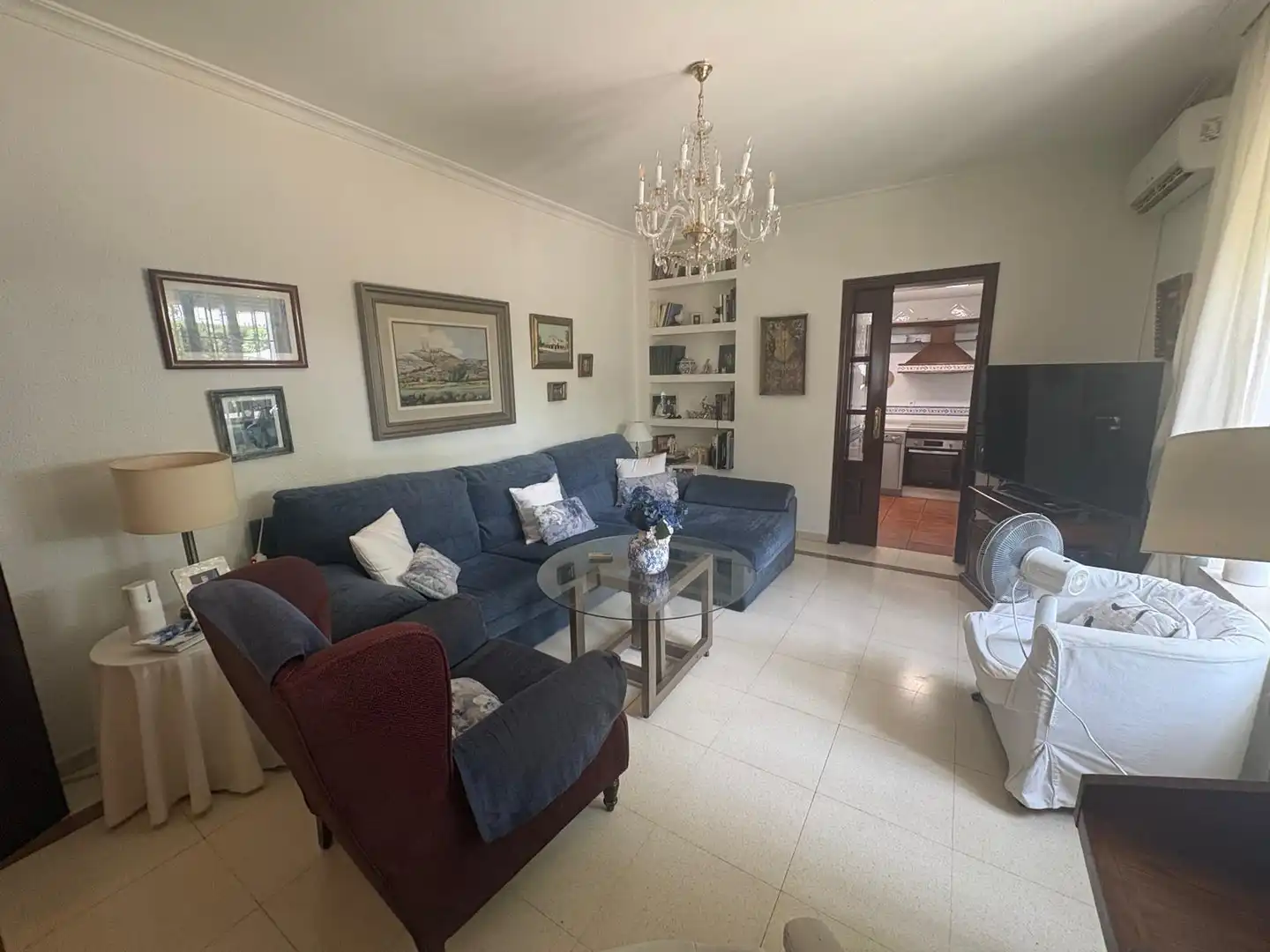 Sala d'estar de Casa o xalet en venda en Córdoba amb Aire condicionat, Calefacció i Terrassa