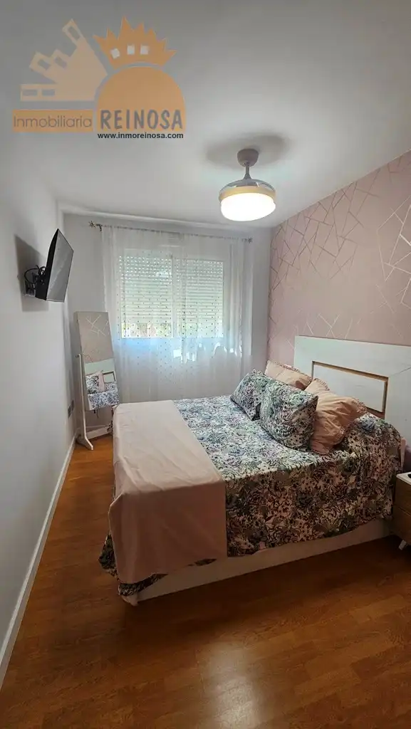 Habitación de Piso de alquiler en Molina de Segura con Aire acondicionado, Calefacción y Amueblado