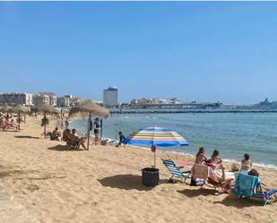 Vista exterior de Pis de lloguer en  Melilla Capital amb Aire condicionat i Balcó