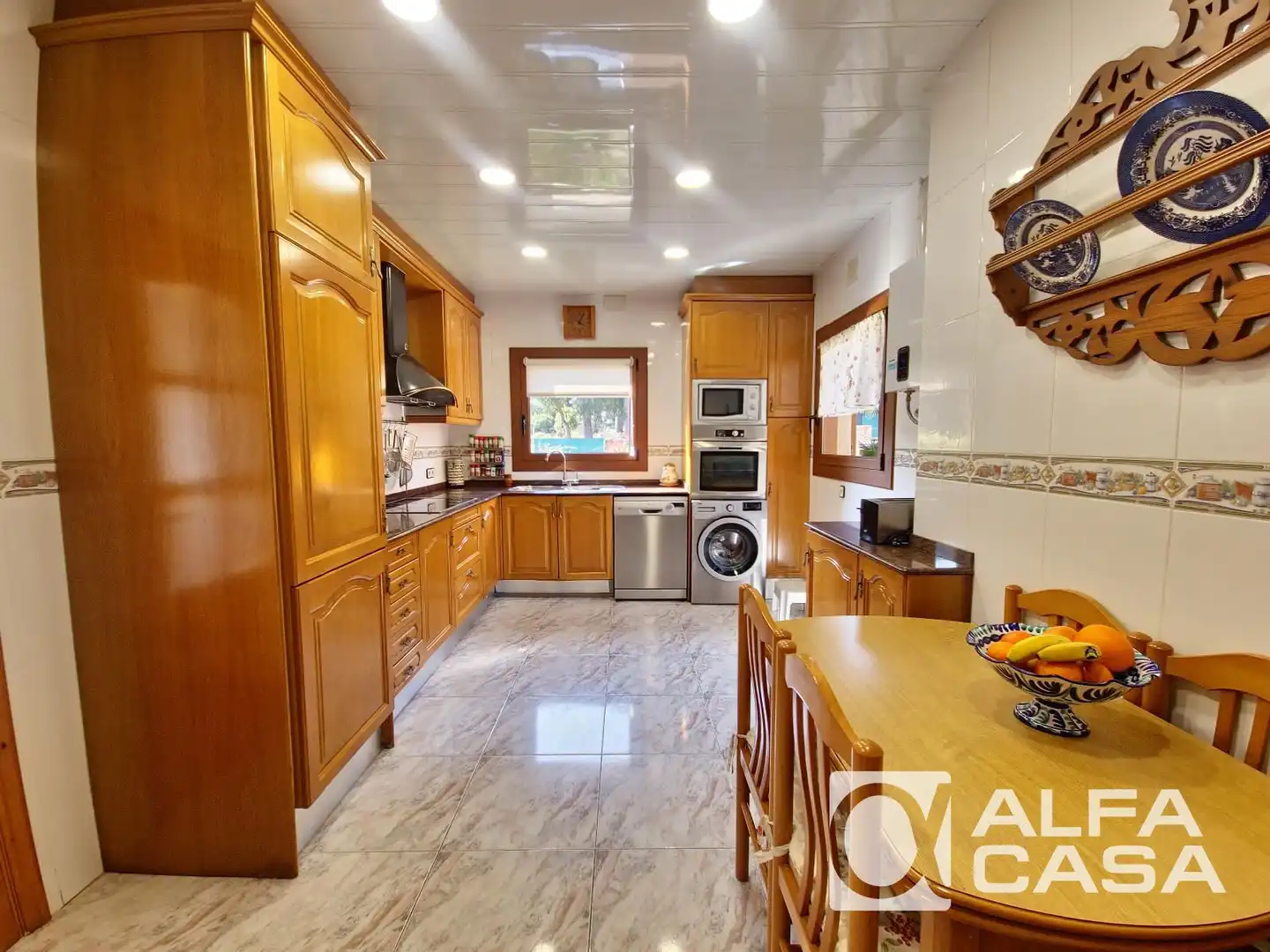 Kitchen of Houses for sale in Lloret de Mar  with Air Conditioner, Heating and Parquet flooring