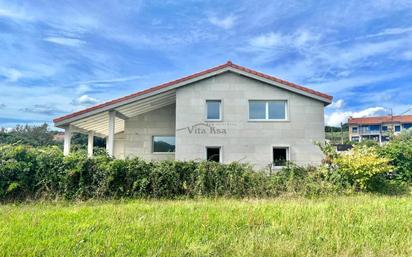 Vista exterior de Casa o xalet en venda en Allariz amb Terrassa