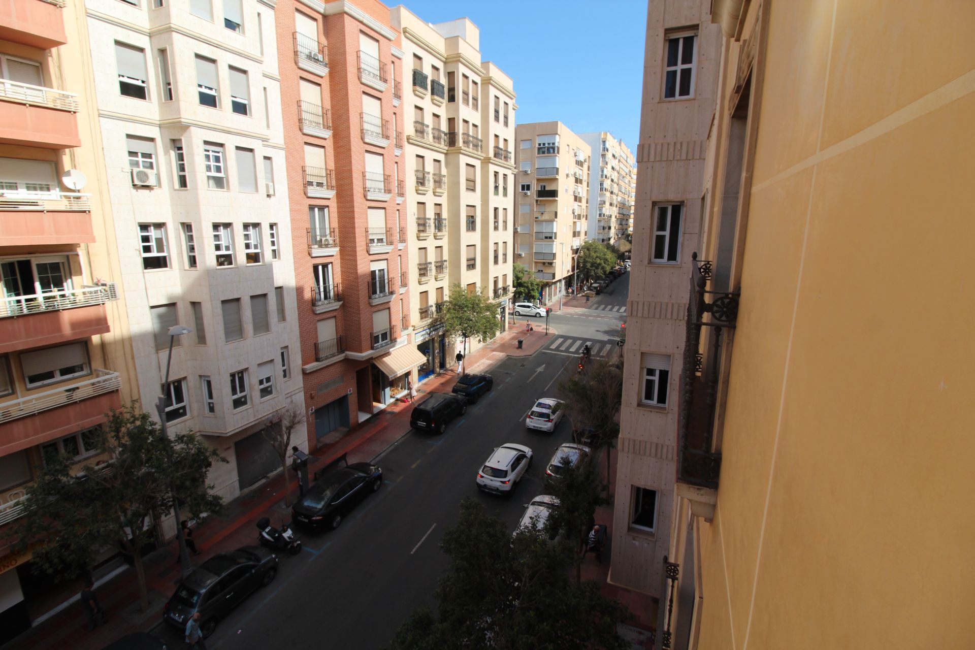 Exterior view of Flat to rent in  Almería Capital  with Air Conditioner and Balcony