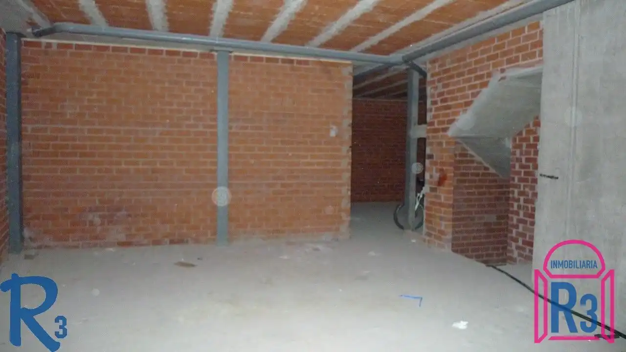 Local comercial en venda a Casco Antiguo, imagen 5