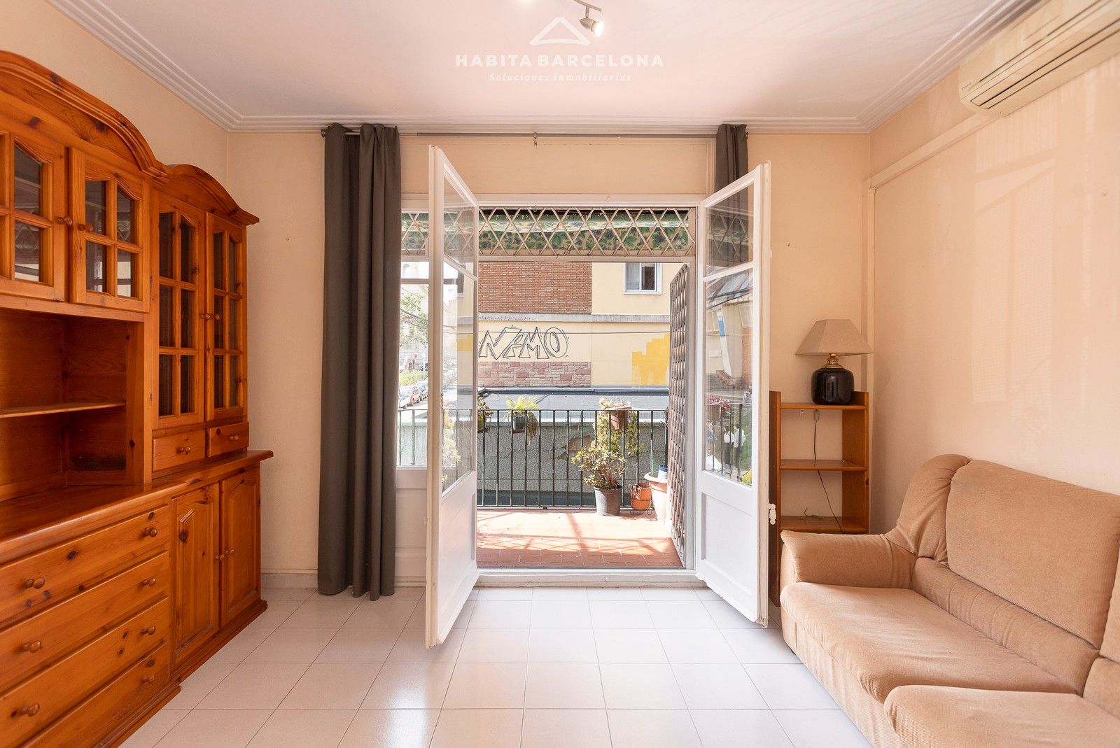 Piso en venta en  Barcelona Capital con Aire acondicionado, Terraza y Amueblado