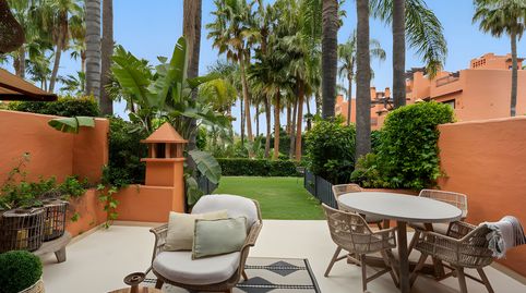 Foto 2 von Einfamilien-Reihenhaus zum Verkauf in Puente Romano, Marbella