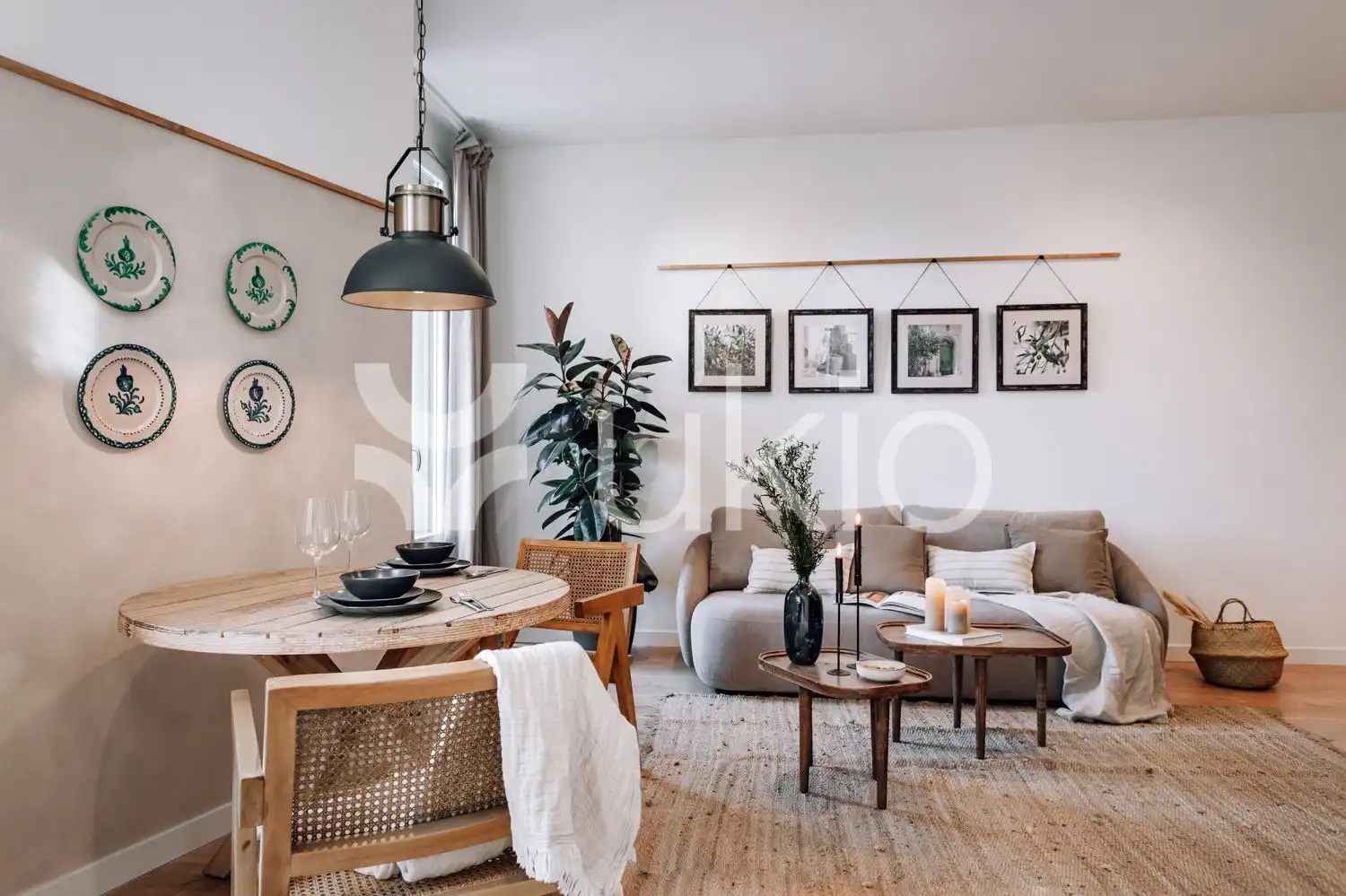 Sala de estar de Apartamento de alquiler en Barcelona con Aire acondicionado, Calefacción y Amueblado
