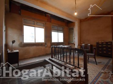 Casa con balcón en venta en Avenida Verge del Castell