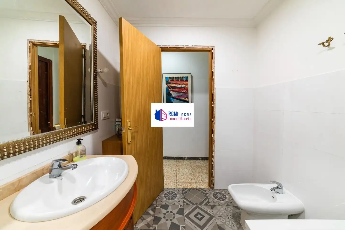 Bathroom of Flat for sale in Sevilla