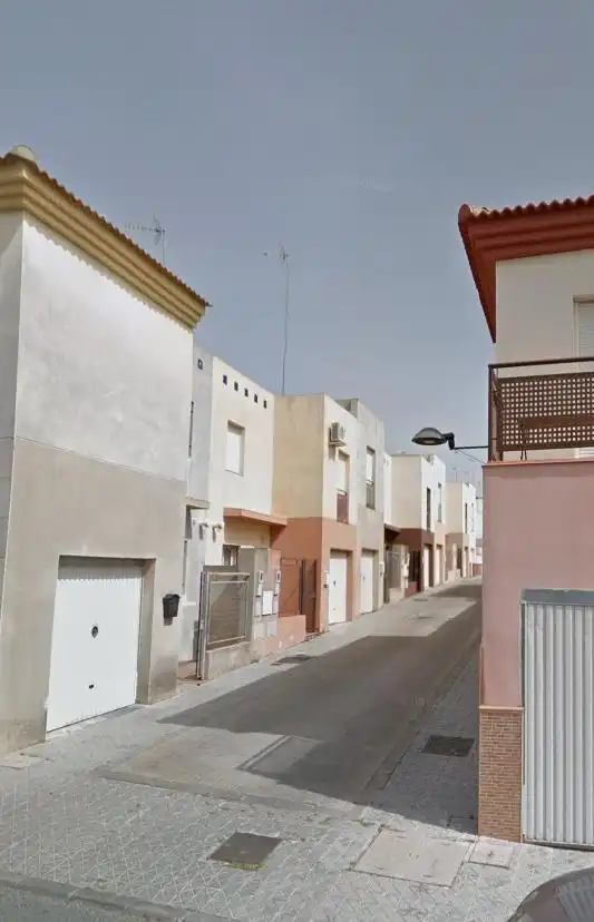 Adossat en venda a Calle CORONIL