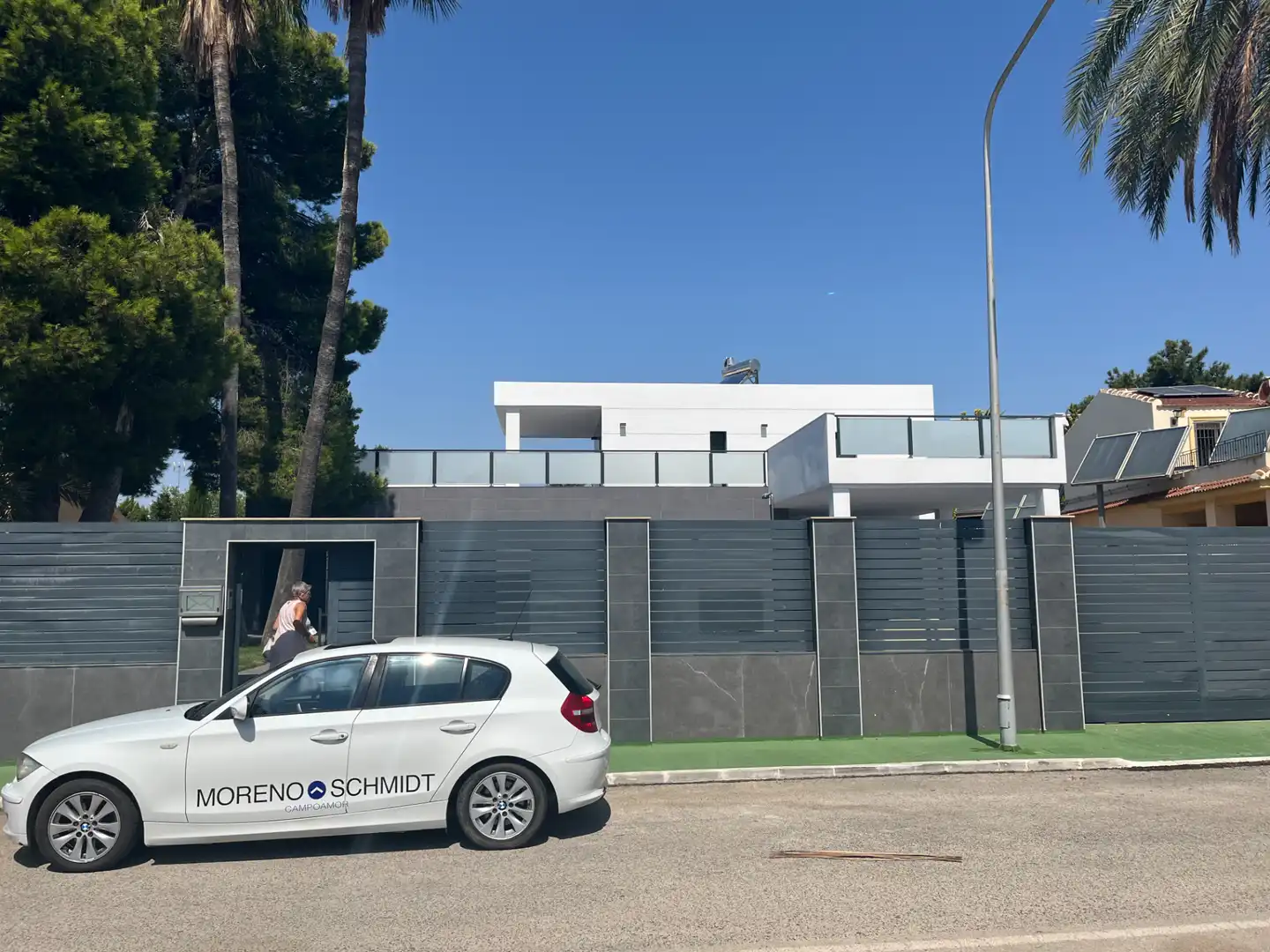 Vista exterior de Casa o chalet en venta en Orihuela con Jardín privado, Terraza y Piscina